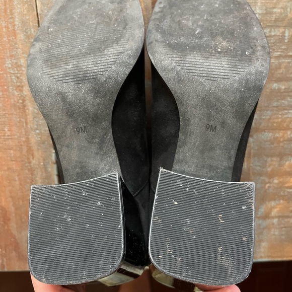 Booties - Picture 3 of 7